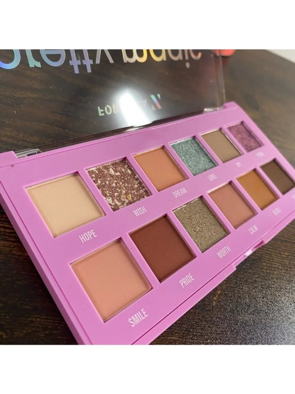 Pretty Magic Eyeshadow Makeup Pallet Neutrals